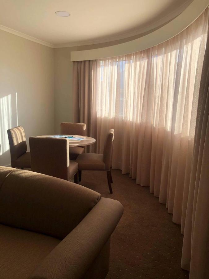 The Lighthouse Hotel 울버스톤 외부 사진