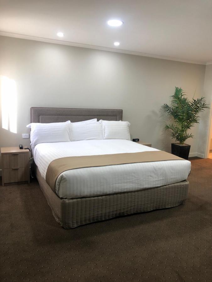 The Lighthouse Hotel 울버스톤 외부 사진