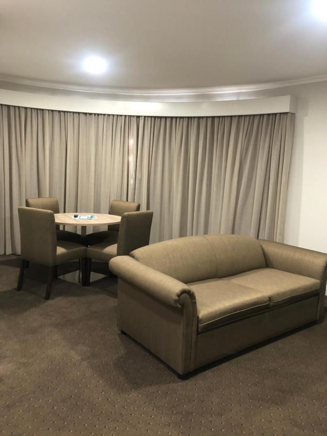 The Lighthouse Hotel 울버스톤 외부 사진